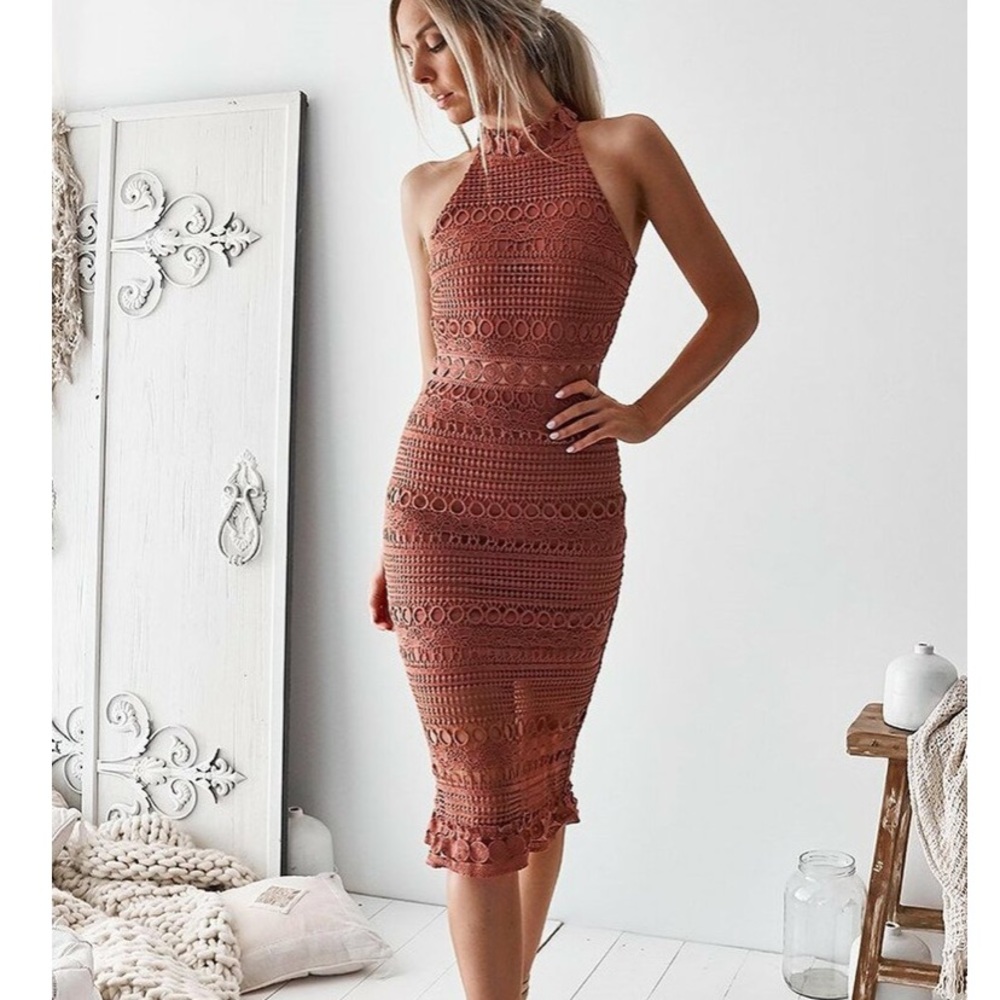 Two Sisters The Label Rivers Mauve Midi Lace Dress Size 4